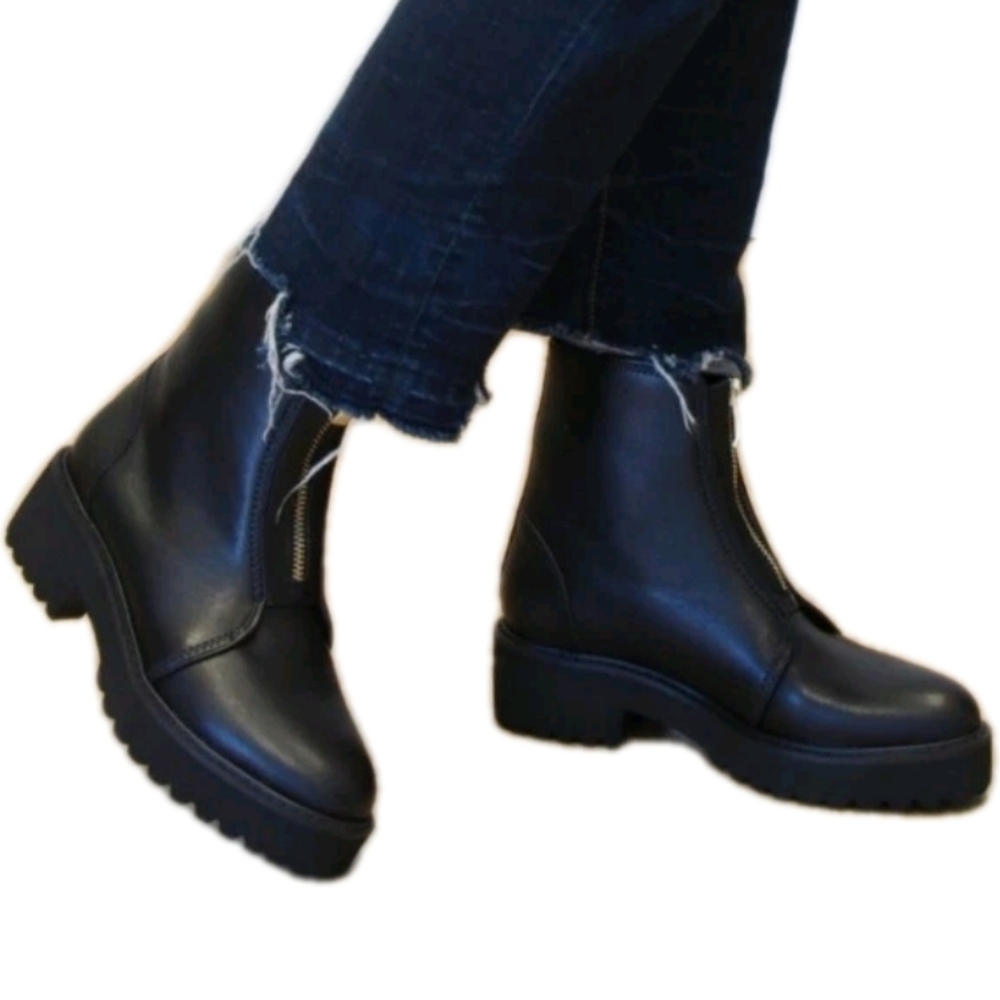ALL BLACK classic zip bootie in black leather w/ Gold zipper size 6/36- NWOT
